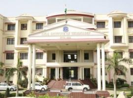 Ideal Group of Institutions