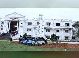 Vandayar Engineering College