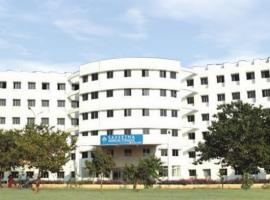 Saveetha Institute of Medical and Technical Sciences, Poonamallee